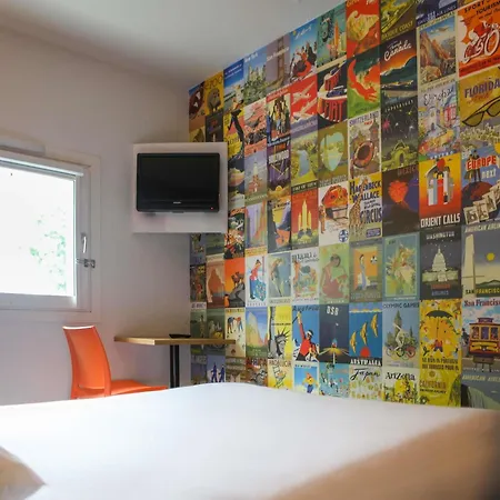 Hotelf1 Pont De L'europe מלון *