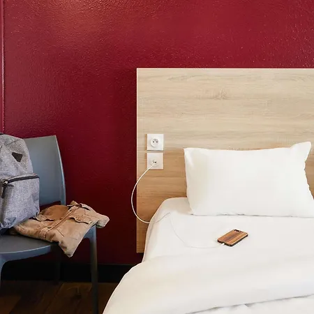 Hotelf1 Pont De L'europe שטרסבורג