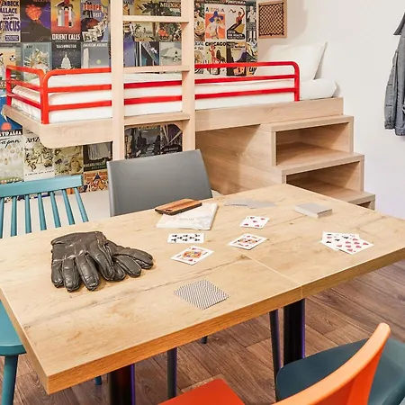 מלון Hotelf1 Pont De L'europe