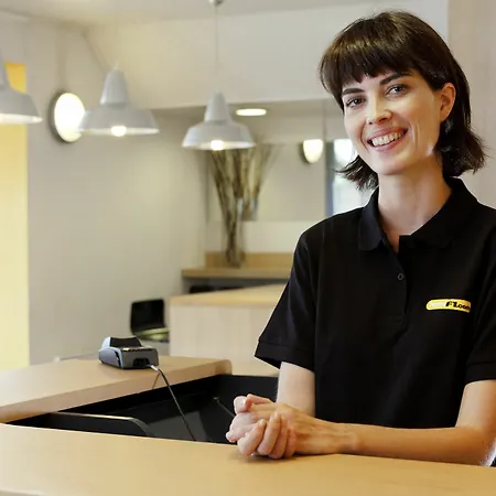 Hotelf1 Pont De L'europe שטרסבורג