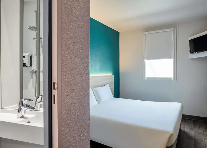 Hotelf1 Pont De L'europe * Estrasburgo