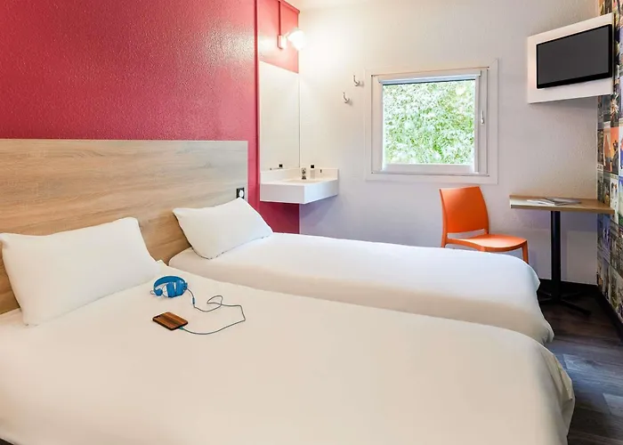 Hotelf1 Pont De L'europe