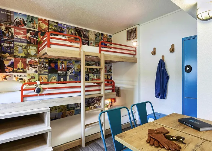 Hotelf1 Pont De L'europe *