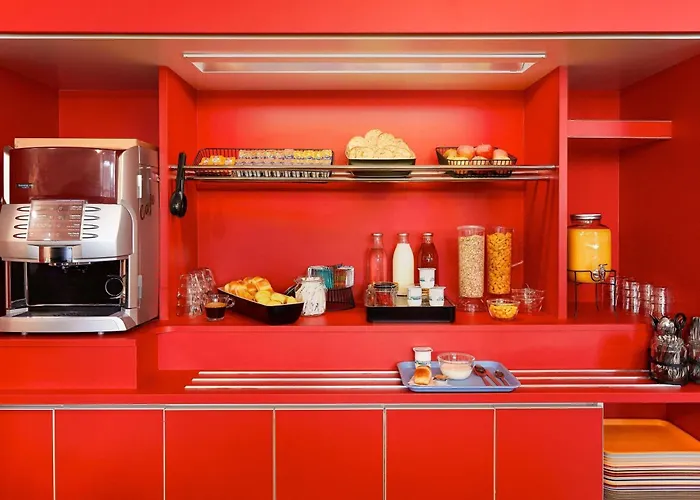 Hotelf1 Pont De L'europe