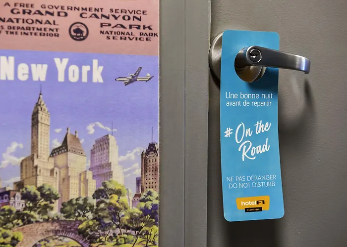 Hotelf1 Pont De L'europe Hotel