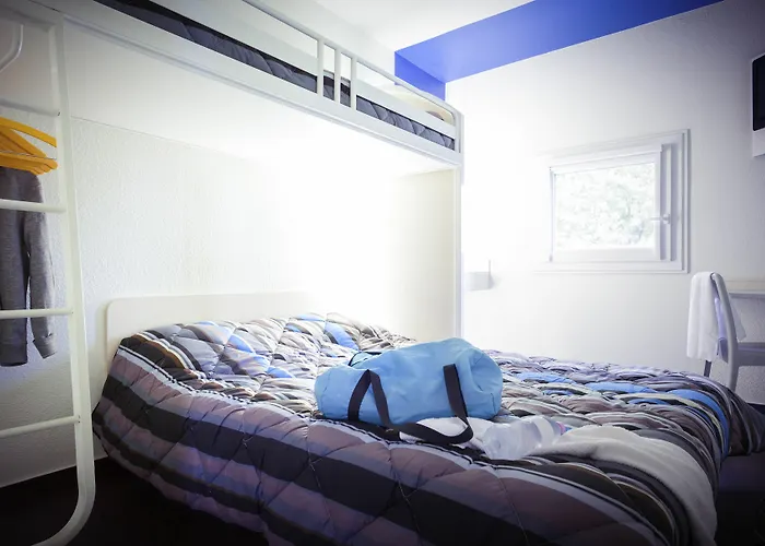 Hotel Hotelf1 Pont De L'europe