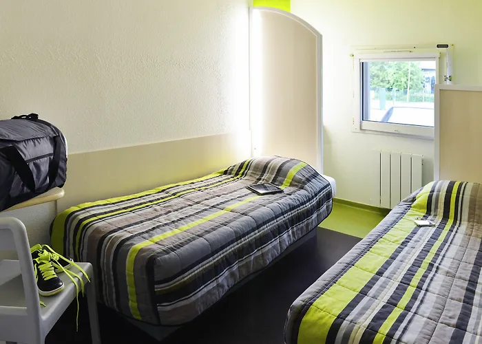 Hotel Hotelf1 Pont De L'europe