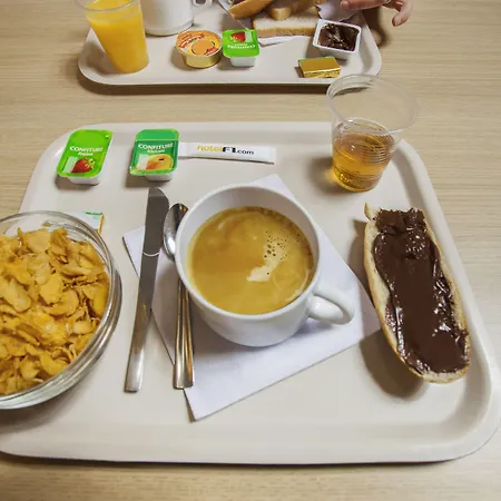 Hotelf1 Pont De L'europe Otel *