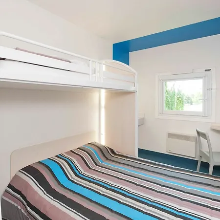 Hotelf1 Pont De L'europe *