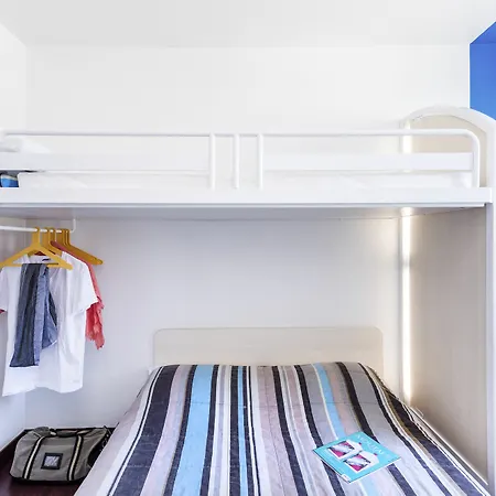 Hotelf1 Pont De L'europe